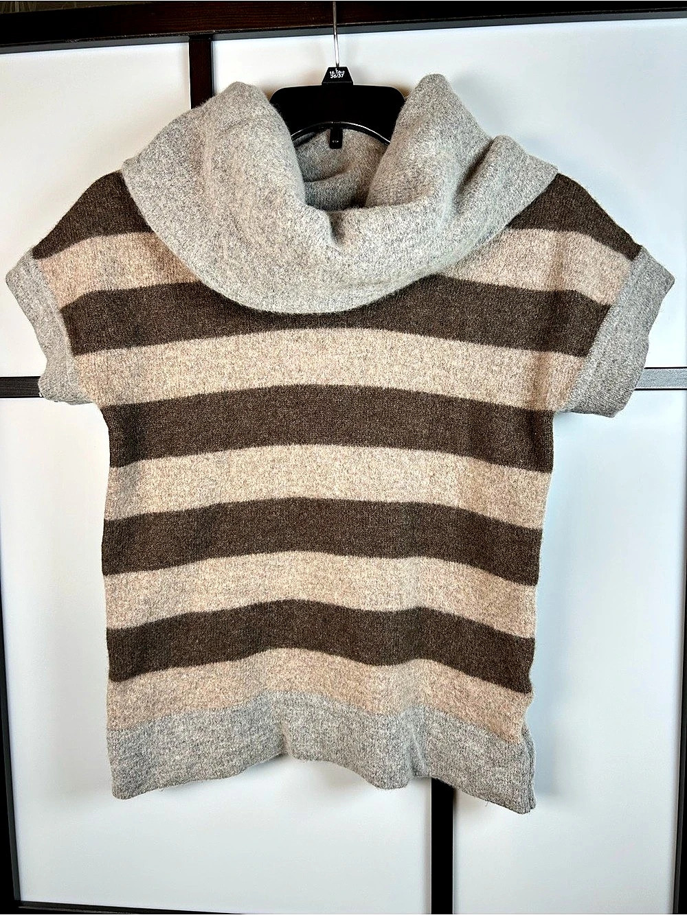 Gap Striped Cowl Neck Sweater in Gray & Brown Size Medium